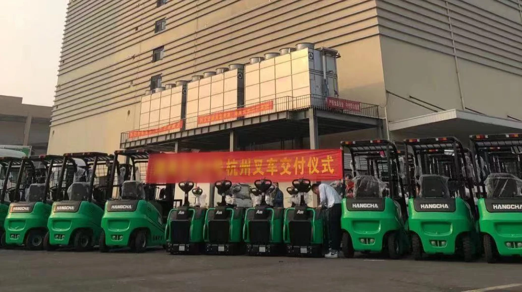 冷链物流现场作业配图